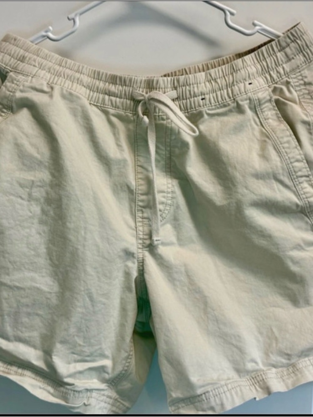 Hollister Men's Drawstring Shorts - Light Beige